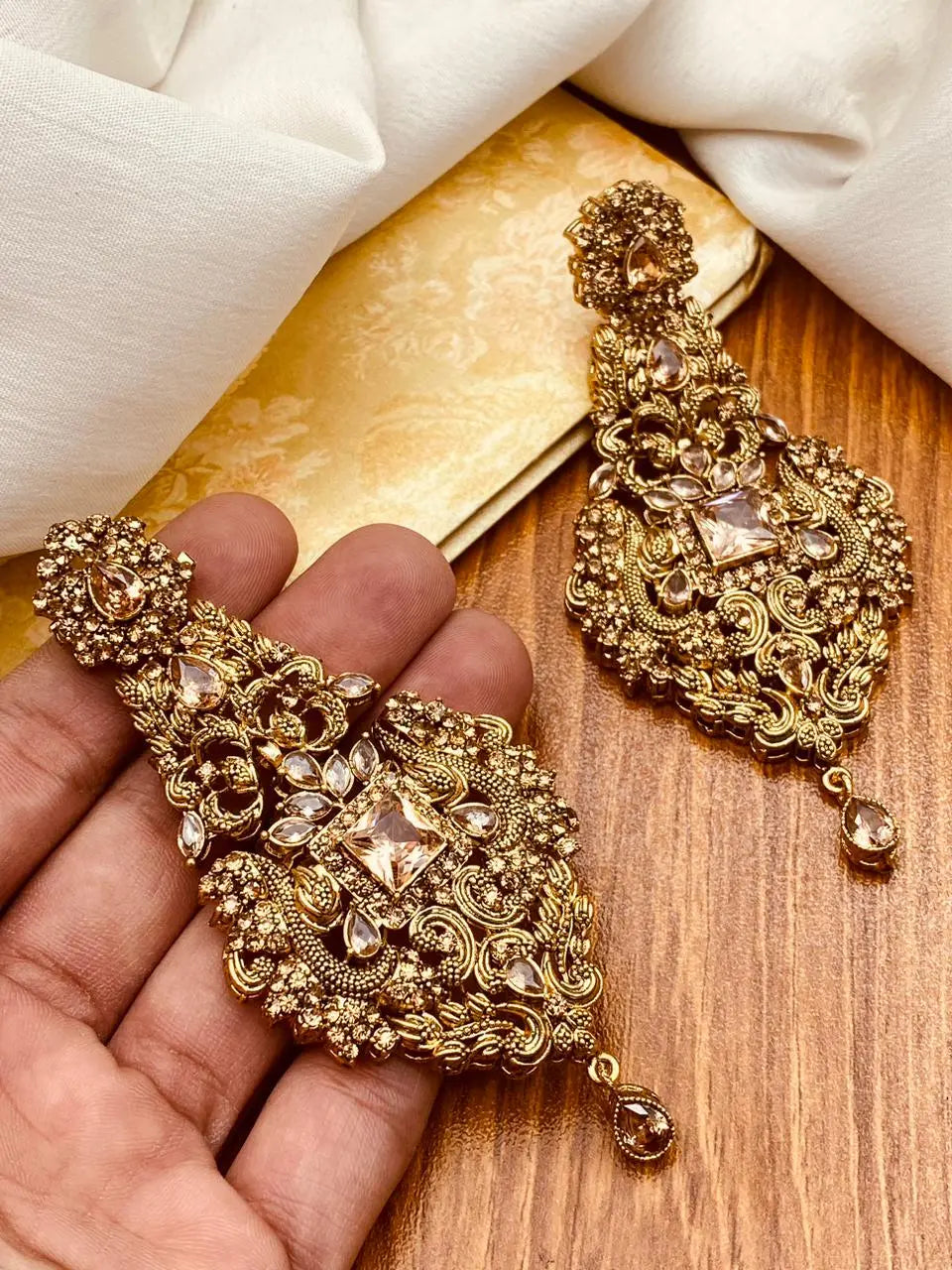 Egyptian Earrings  NJ-1419